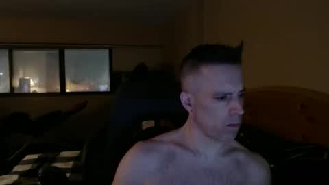 rustic_cuse_777 online show from January 7, 6:18 am