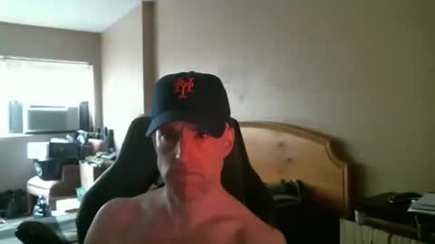 rustic_cuse_777 online show from November 23, 7:14 pm