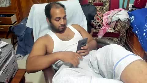 rwb17 online show from April 21, 1:39 pm