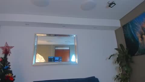 ryan mckenna online show from December 19, 10:39 pm