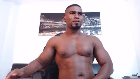 Instagram  Ryandwrn online show from February 22, 3:41 am