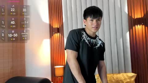Ryo Kush online show from May 30, 1:11 pm