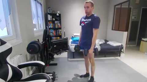 Snapshot of ryukukamifr chatting on October 7, 4:55 pm Ryuk FR online show from October 7, 4:55 pm