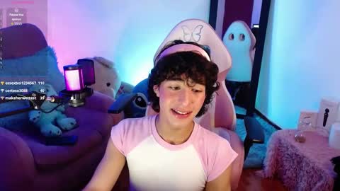 Santi  online show from October 4, 4:28 am