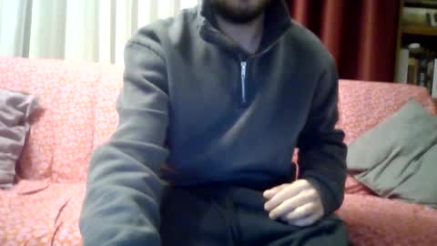 Snapshot of sabusha16 chatting on October 14, 3:08 pm sabusha16 online show from October 14, 3:08 pm