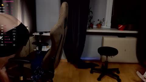 Adam online show from December 21, 3:58 am