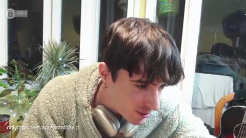 David Sahueso online show from March 4, 10:27 pm