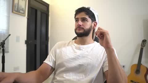 saimon  online show from March 9, 5:07 pm