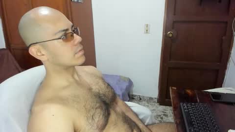 Snapshot of saintedy01 chatting on October 26, 12:29 pm saintedy01 online show from October 26, 12:29 pm
