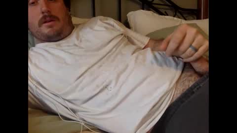 Snapshot of salty612 chatting on December 11, 3:55 pm salty612 online show from December 11, 3:55 pm