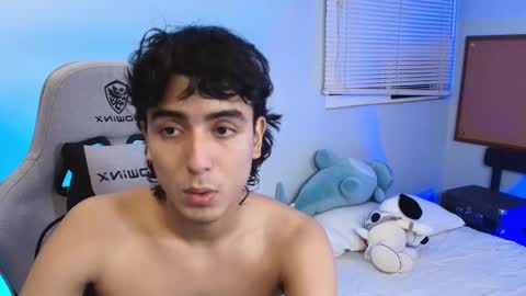 salvatore_montt online show from October 10, 4:50 am