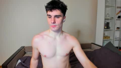 BACK IN 2 WEEKS online show from February 28, 9:58 pm