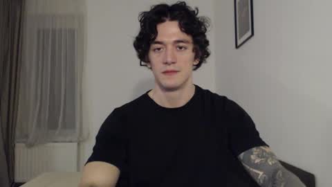 Sam online show from December 19, 1:24 am