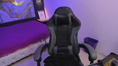 Sam online show from February 13, 4:34 pm