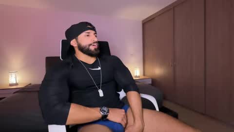 Sam Dornan online show from March 4, 11:22 pm