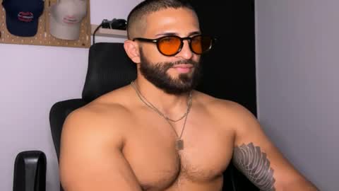 Sam Dornan online show from March 8, 2:59 am