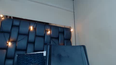 Snapshot of samir_bear chatting on January 10, 12:36 pm Samir online show from January 10, 12:36 pm