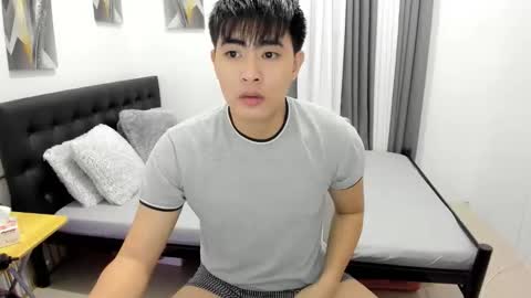 Sam online show from November 18, 5:33 am