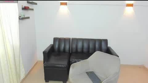 samxx_muscle online show from May 30, 6:19 pm