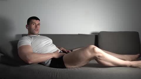 Sandow online show from July 7, 9:40 pm