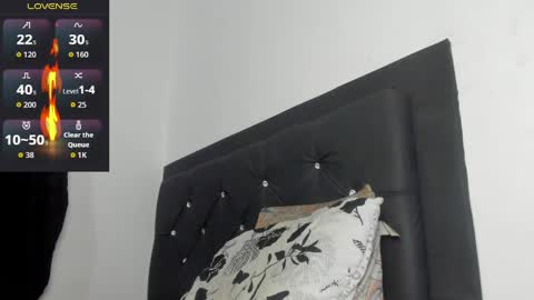 Santibrown online show from April 2, 8:49 pm