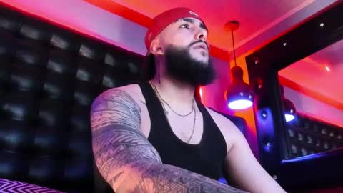 Santiago Hincapiie online show from March 15, 4:20 am