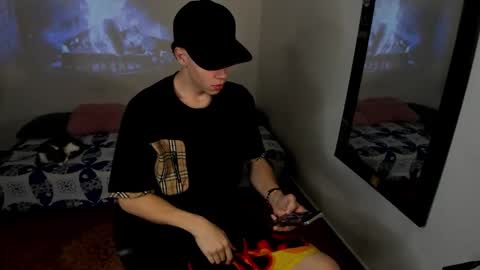 Julius Novachrono  online show from February 20, 9:55 am