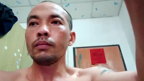 santichai561323 online show from March 11, 2:43 am