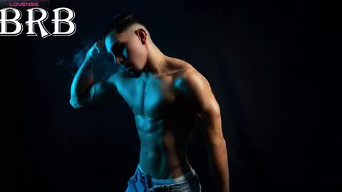 Santiago Seans online show from November 25, 5:48 pm