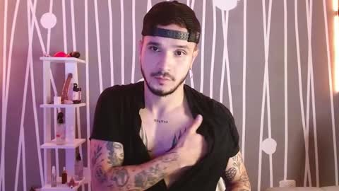 Santy Torres online show from February 19, 2:55 am