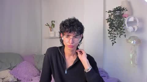 kitty online show from February 15, 11:57 pm