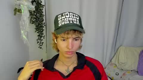 kitty online show from October 6, 2:49 am