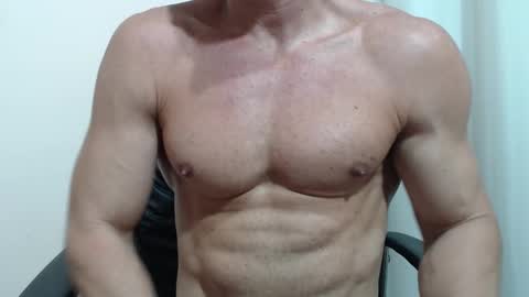 saradorj92 online show from January 16, 2:58 am