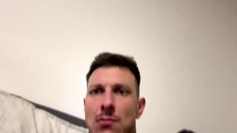 sascha041091 online show from April 2, 5:05 am