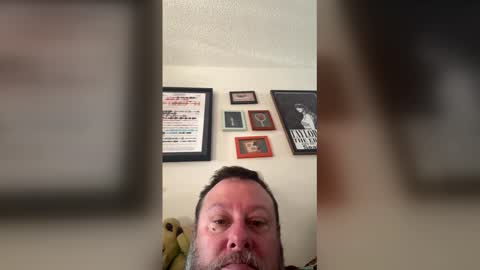 satchster online show from April 12, 3:13 pm