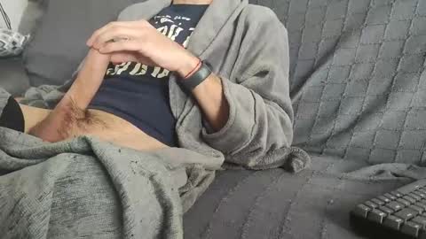 saulcontigo online show from December 19, 8:24 am