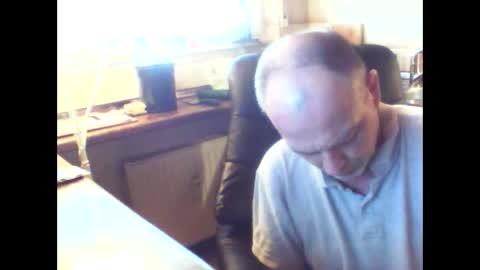 schnibschnab online show from February 20, 8:05 am