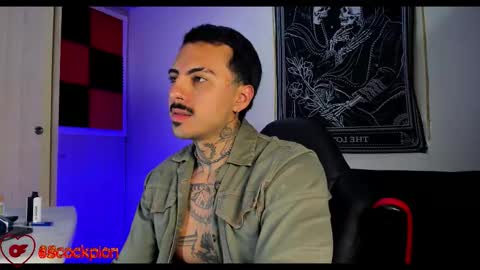 Alejandro help me to reach 200 thumps up online show from October 27, 7:32 am