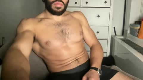 scootdub212 online show from March 2, 4:50 am