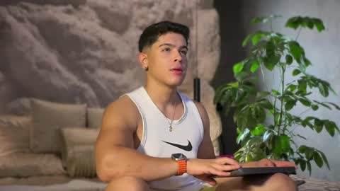 Andrew Flintt online show from March 25, 12:14 am