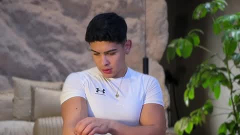 Andrew Flintt online show from April 1, 3:41 am