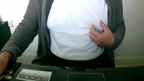 Snapshot of scotti30 chatting on March 7, 9:07 am Scott online show from March 7, 9:07 am