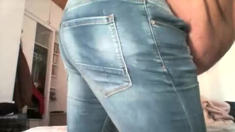 scubi007 online show from October 1, 4:44 pm