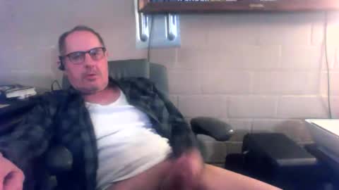 eating pussy  sucking dick online show from March 14, 11:34 pm