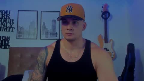Snapshot of sean_carrera69 chatting on October 24, 5:47 pm Sean Carrera online show from October 24, 5:47 pm
