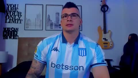 Sean Carrera online show from November 13, 3:44 am