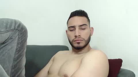 seank_noszka online show from January 2, 2:13 pm