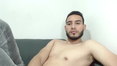 seank_noszka online show from December 3, 10:29 pm