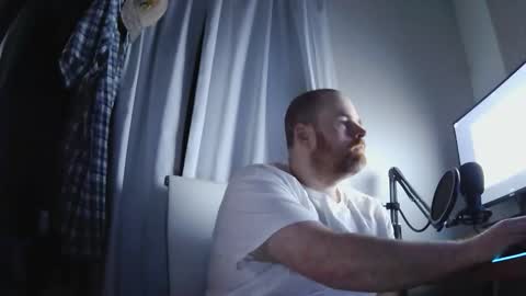 seanv26 online show from February 27, 4:02 am