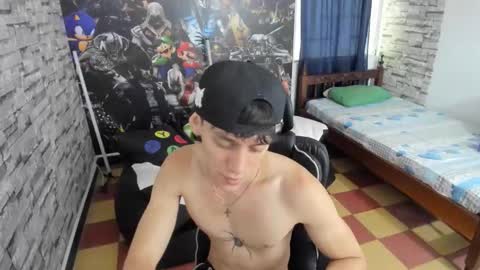 sebas jusa online show from April 23, 12:51 pm